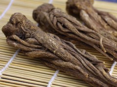 当归飘药乡 岷县种植忙